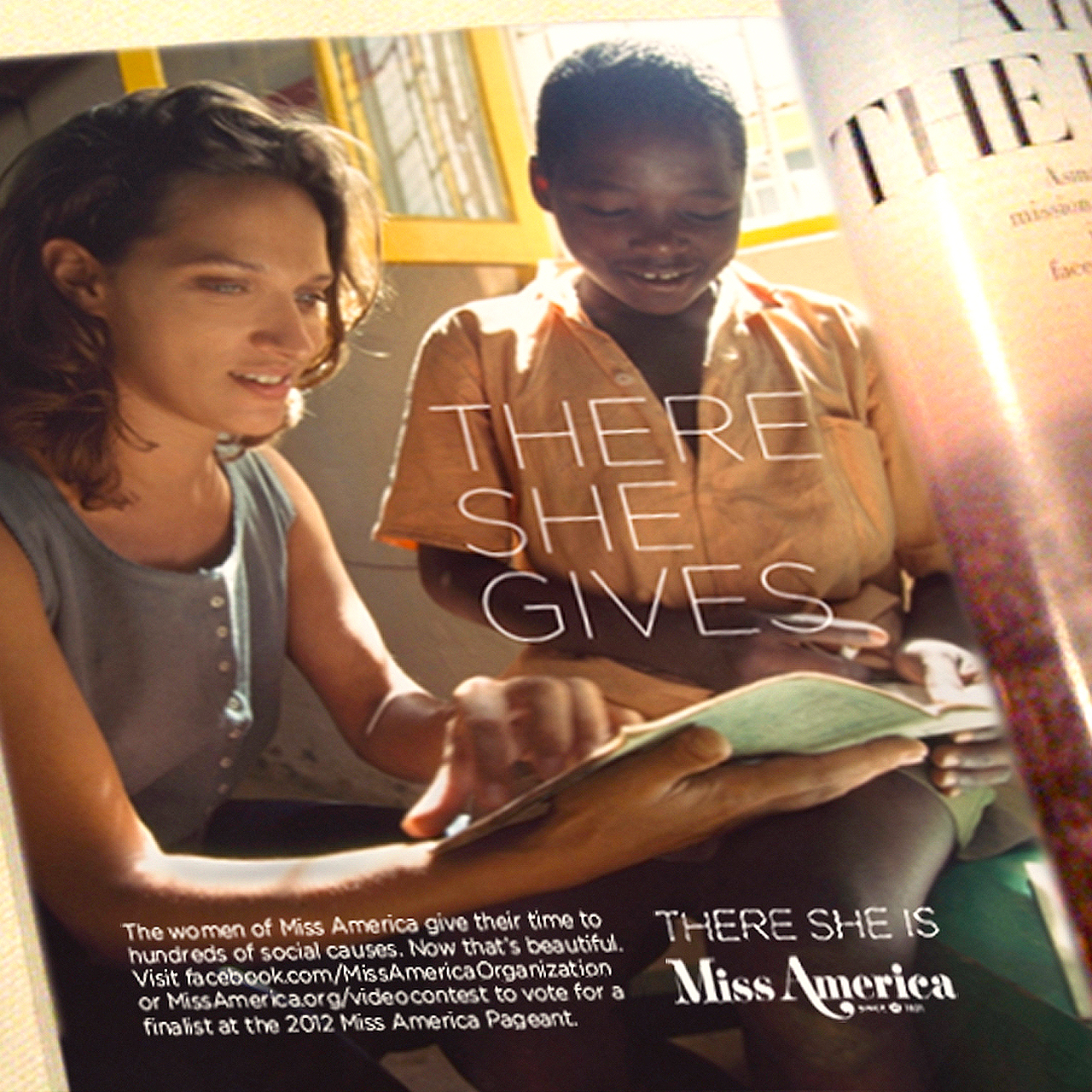 2_MissAmerica_There_She_Gives_Mag